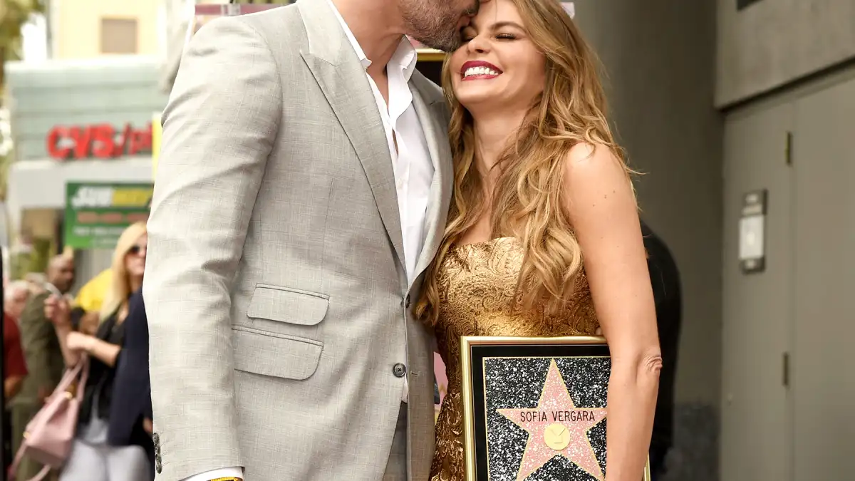 Sofia Vergara with Joe and her son at Star ceremony