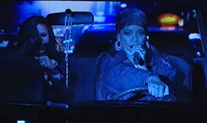 1431877481_rihanna snl bitch better have my money_4