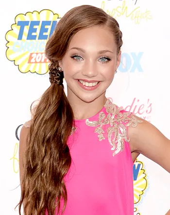 1431968179_453455778_maddie ziegler 350