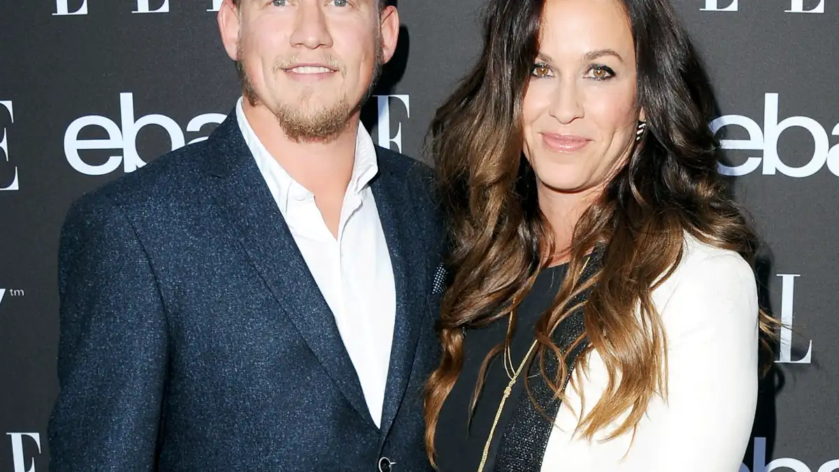 Alanis Morissette and Mario Treadway