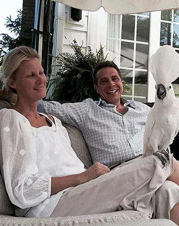 1432650817_andrew cuomo sandra lee 441