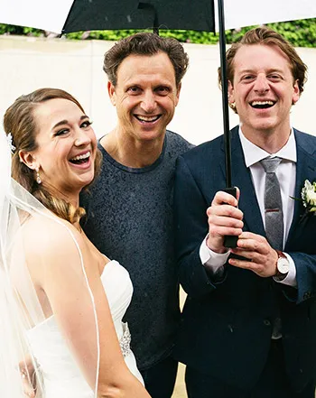 1432926713_tony goldwyn wedding 441