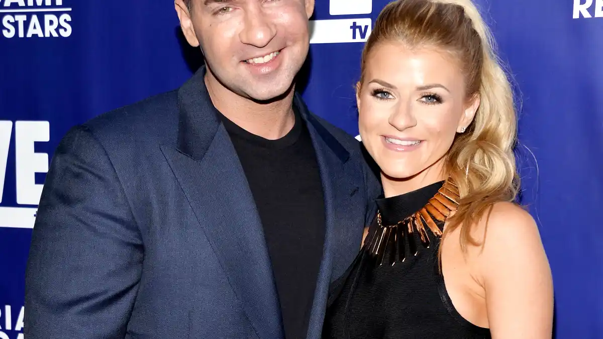 Mike Sorrentino and gf