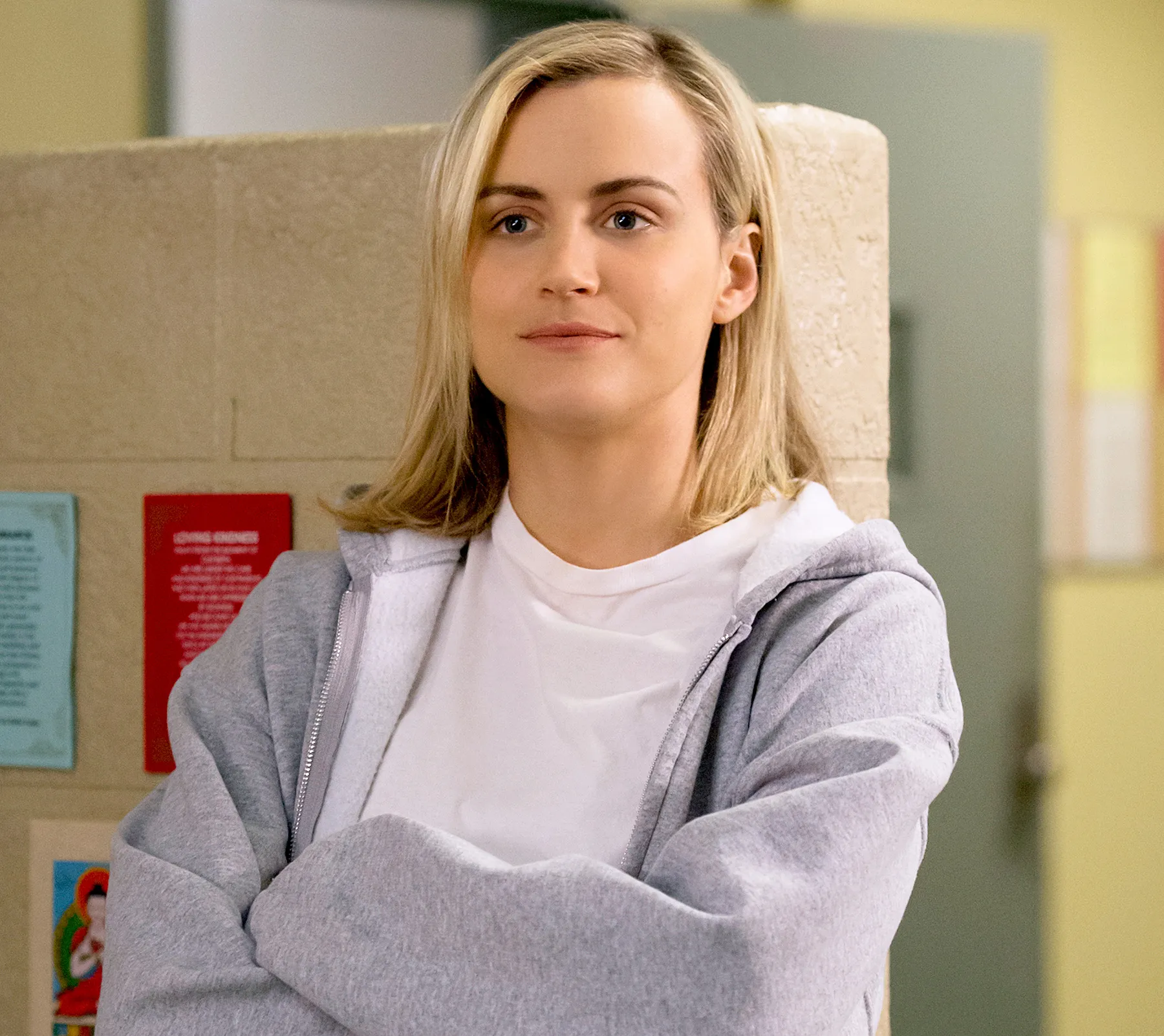 1434650365_taylor schilling orange is the new black zoom