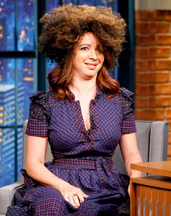 1435060253_478126898_maya rudolph seth meyers 350