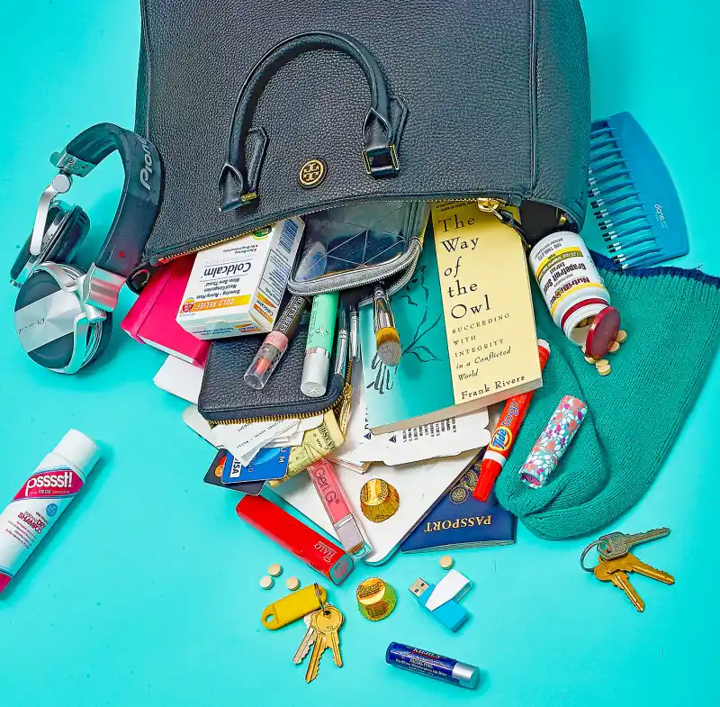 Taryn Manning: What's In My Bag?