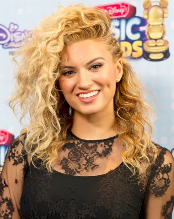 1435162902_471169948_tori kelly 350