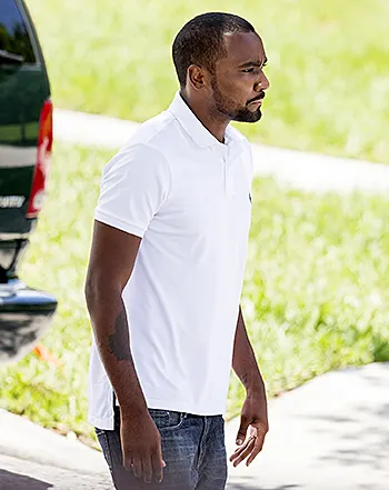 1435589703_nick gordon 441