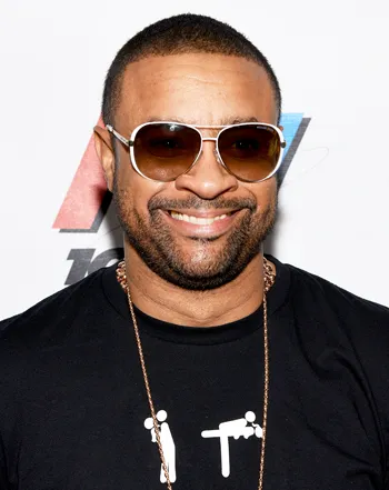 1436370852_475421228_shaggy 350