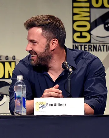 1436644044_ben affleck henry cavill comic con_3