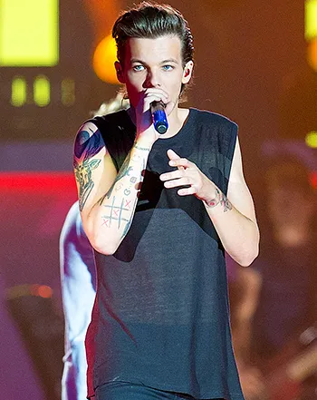 1437061476_louis tomlinson performs 441