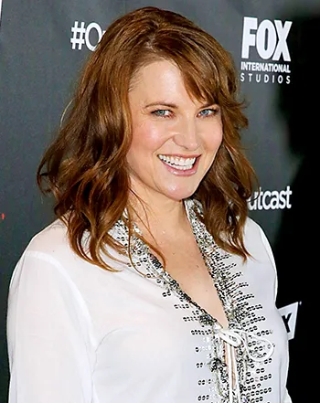 1437501742_lucy lawless 441