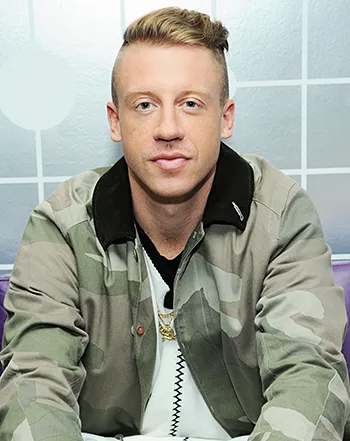 1438099929_macklemore 441