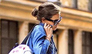 1438786874_katie holmes 300