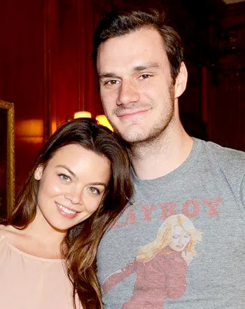 1438897603_cooper hefner scarlett byrne 350