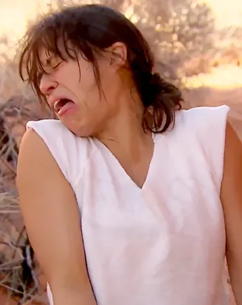 1439325781_michelle rodriguez 441