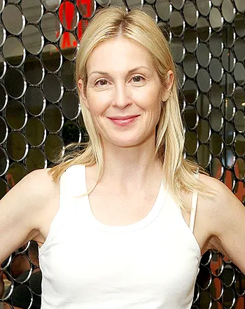 1440078063_kelly rutherford 441