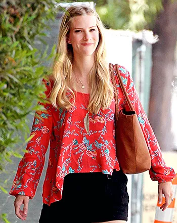 1440172022_heather morris 350