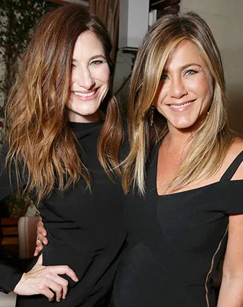 1440632746_jennifer aniston kathryn hahn 441