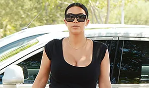 1440772167_kim kardashian curves 178