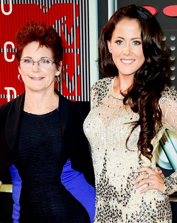 1441045301_486056168_barbara evans jenelle evans 350