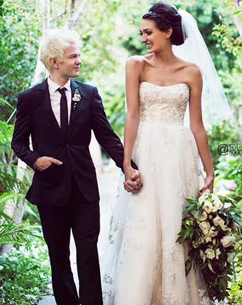 1441056198_deryck deryck whibley ariana cooper new 441