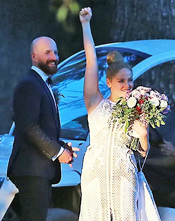 1441742913_erika christensen wedding dress 441