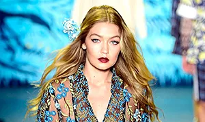 1442585404_gigi hadid 300