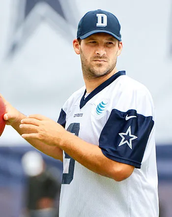 1442792073_tony romo v