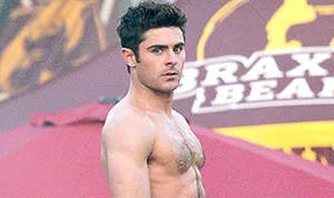 1443042732_zac efron boxers 178