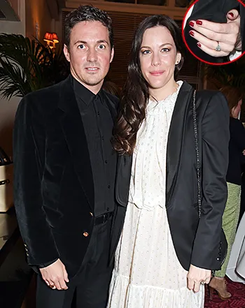 1443213886_liv tyler dave gardner 441