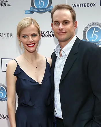 1443967606_brooklyn decker andy roddick baby_3