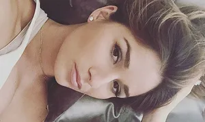 1444337173_jessie james decker 178