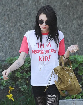 1444483588_frances bean cobain_3