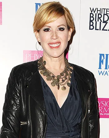1445386161_molly ringwald441