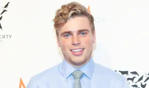 1445532230_459388998_gus kenworthy 300