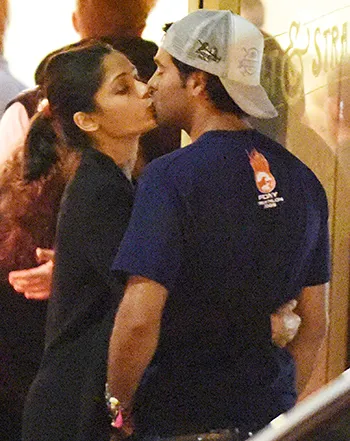 1445545381_freida pinto ronnie bacardi 441