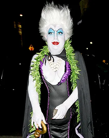 1445869242_colton haynes ursula 441