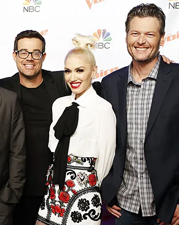 1446742033_carson daly blake shelton gwen stefani 441