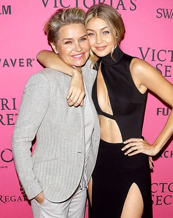 1447252646_gigi hadid yolanda foster 441