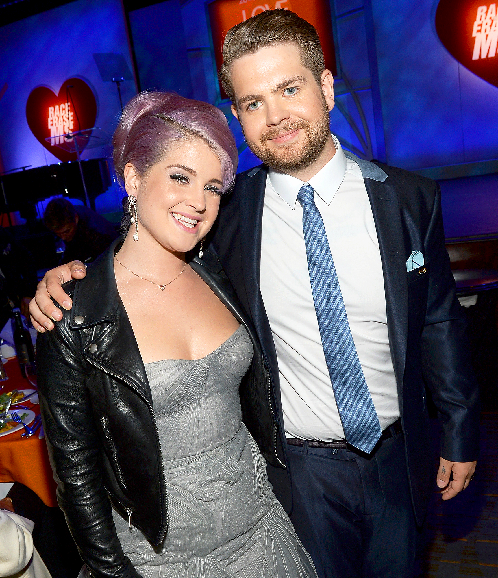 167988649_kelly osbourne jack osbourne zoom 9a539d07 67ff 4e2e aadf 9fcde7f28157