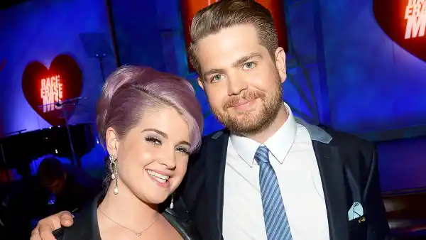 167988649_kelly osbourne jack osbourne zoom 9a539d07 67ff 4e2e aadf 9fcde7f28157