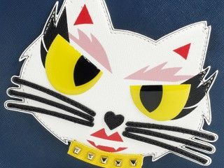 feat-320x240 karl lagerfeld cat