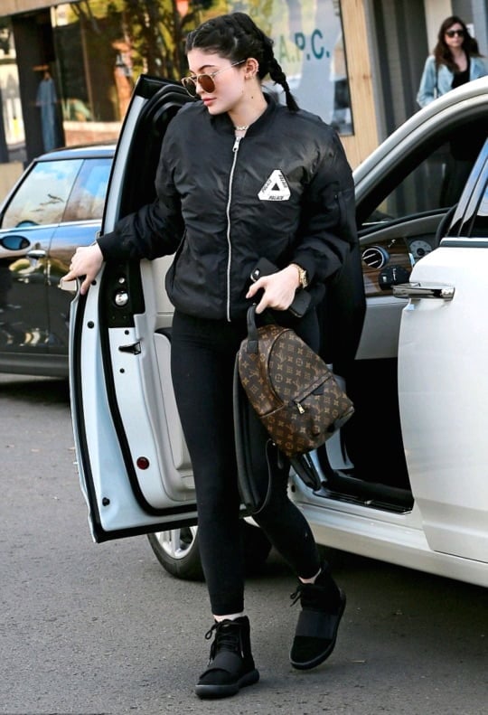 Celebrities Carrying Louis Vuitton Bags