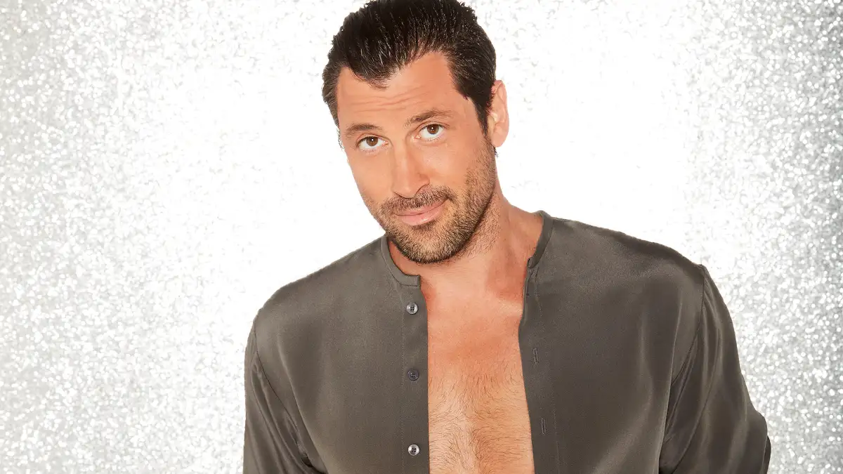MAKSIM CHMERKOVSKIY