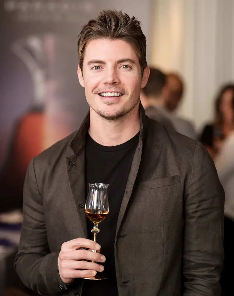 Josh Henderson