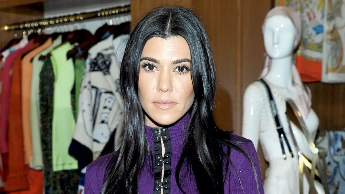 Kourtney-Kardashian-pregnant