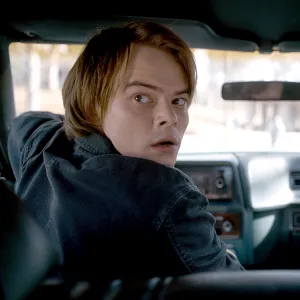 Charlie Heaton and Natalia Dyer on Stranger Things