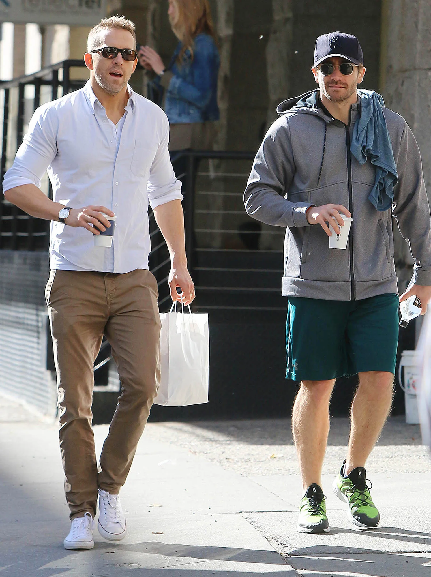 Ryan Reynolds and Jake Gyllenhaal get Coffee in Tribeca