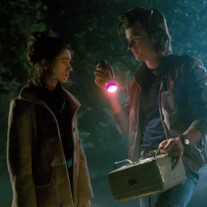 Natalia Dyer and Joe Keery in Stranger Things